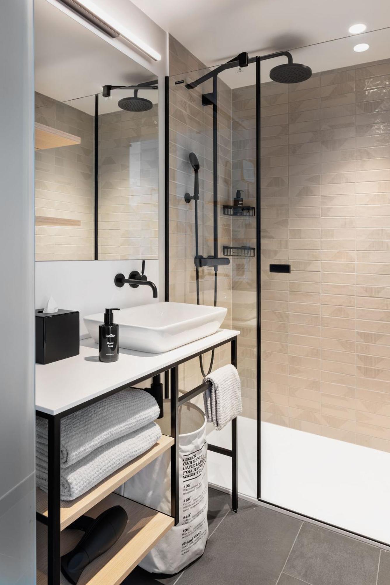 Stay Kooook Geneva City - Online Check In New Opening Εξωτερικό φωτογραφία