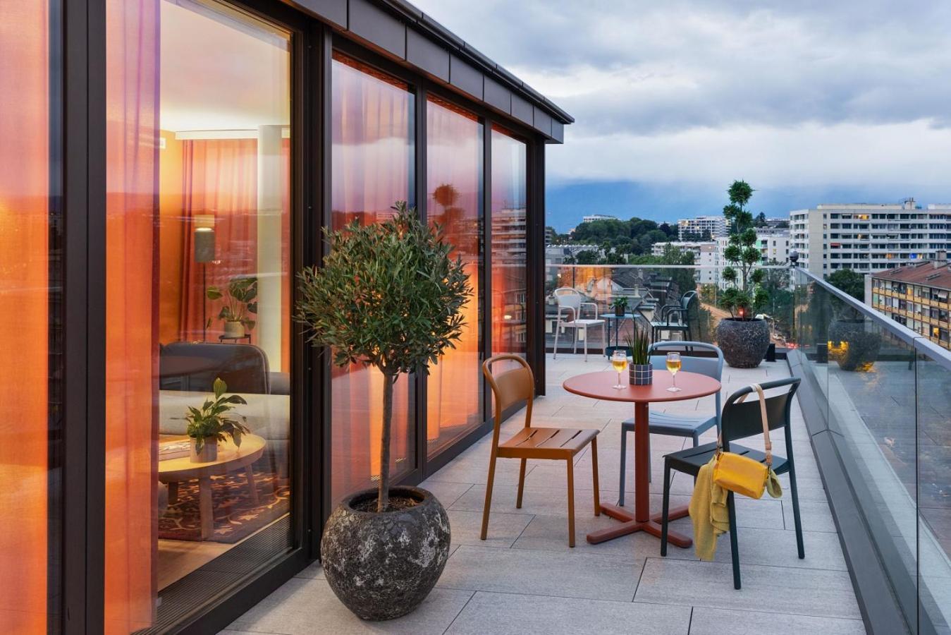 Stay Kooook Geneva City - Online Check In New Opening Εξωτερικό φωτογραφία